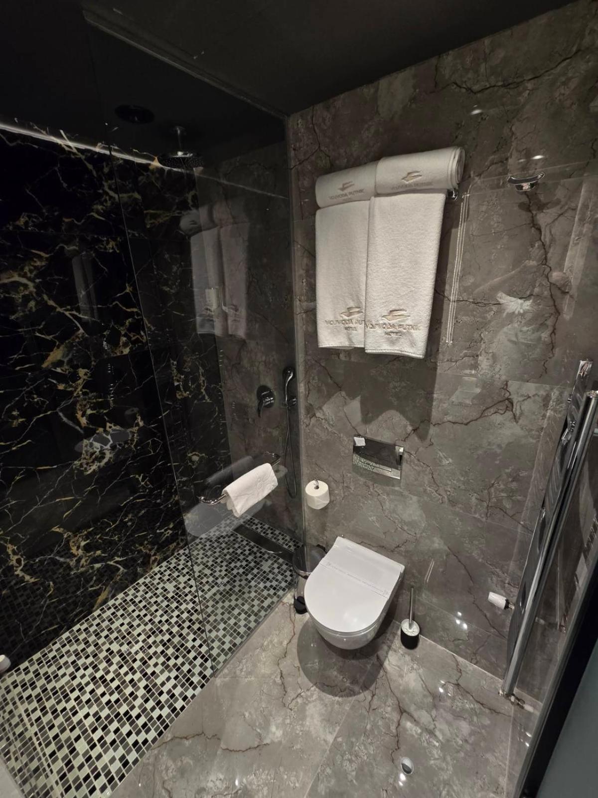 Hotel Vojvoda Putnik Vranje Buitenkant foto