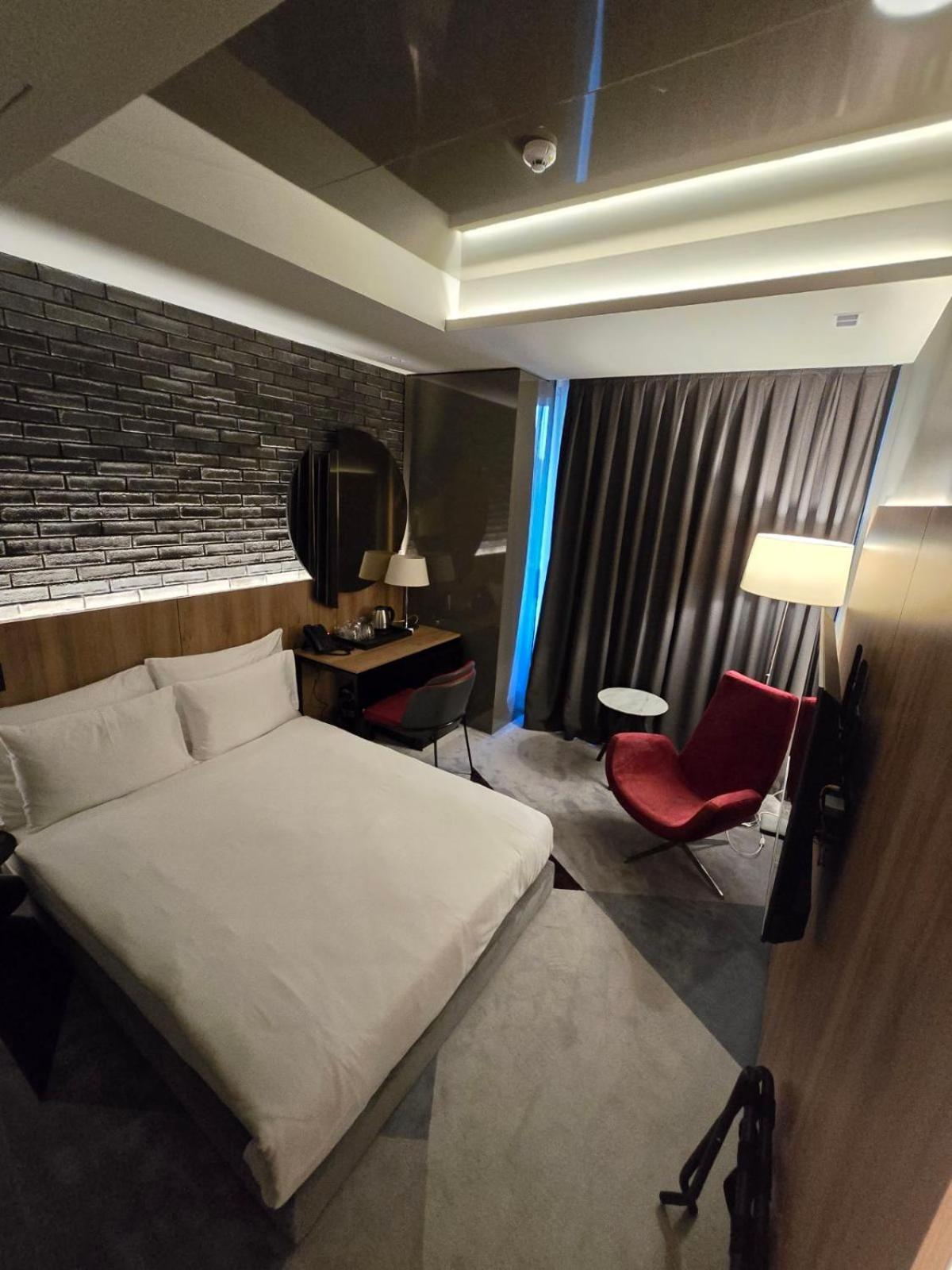 Hotel Vojvoda Putnik Vranje Buitenkant foto